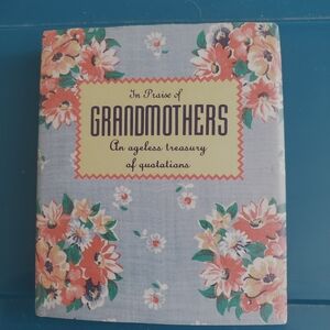 Floral Mini Quote Book for Grandmothers